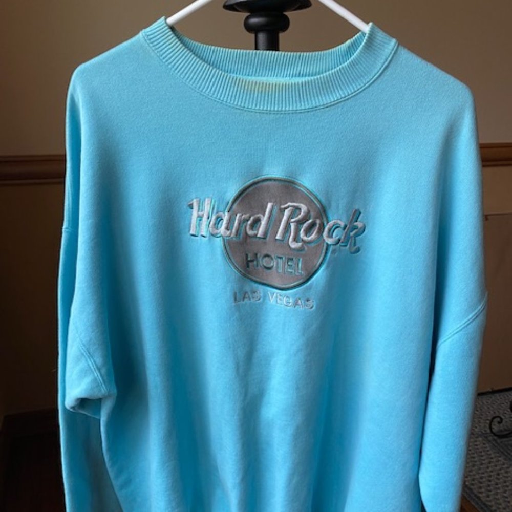 HARD ROCK HOTEL LAS VEGAS MENS SWEATER SIZE XL NEVER WORN